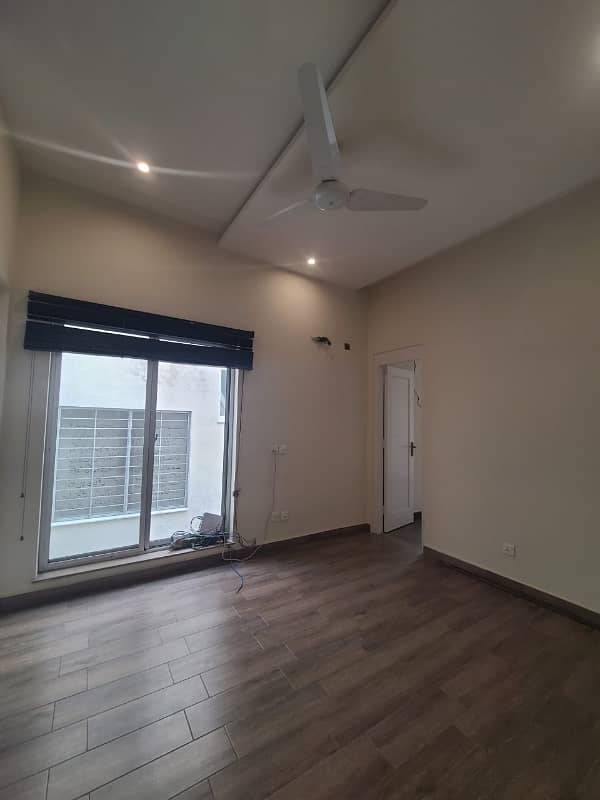 DHA Phase 6, 05 Marla, 03 Bed, Luxury house for Rent. 3