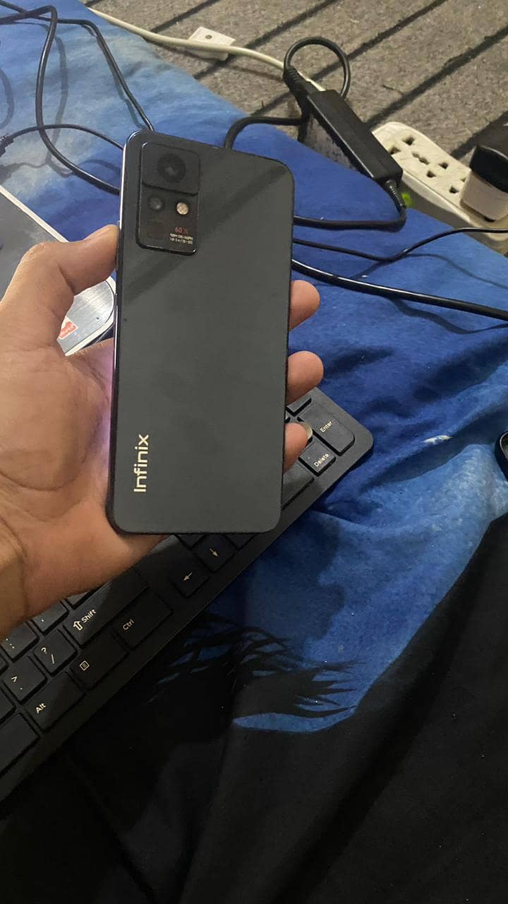 Infinix Zero x pro 4 128GB 1