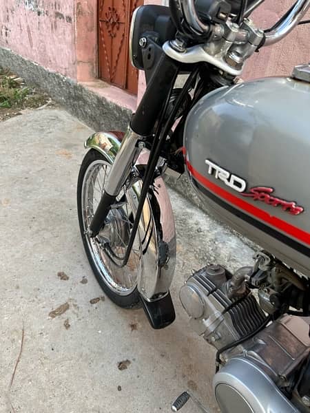 HONDA CD 70  2022 model islamabad registered 3