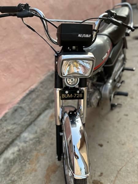 HONDA CD 70  2022 model islamabad registered 6