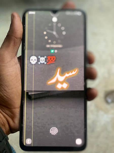 galaxy a70 PTA approved 6 128 with box mobile ka panal mai line hai 2