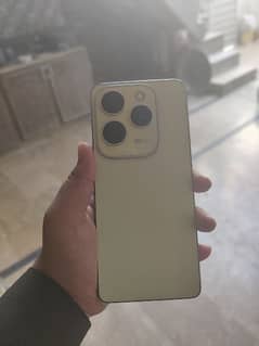 INFINIX HOT 40 FOR SALE 8 / 256 PEACH COLOUR