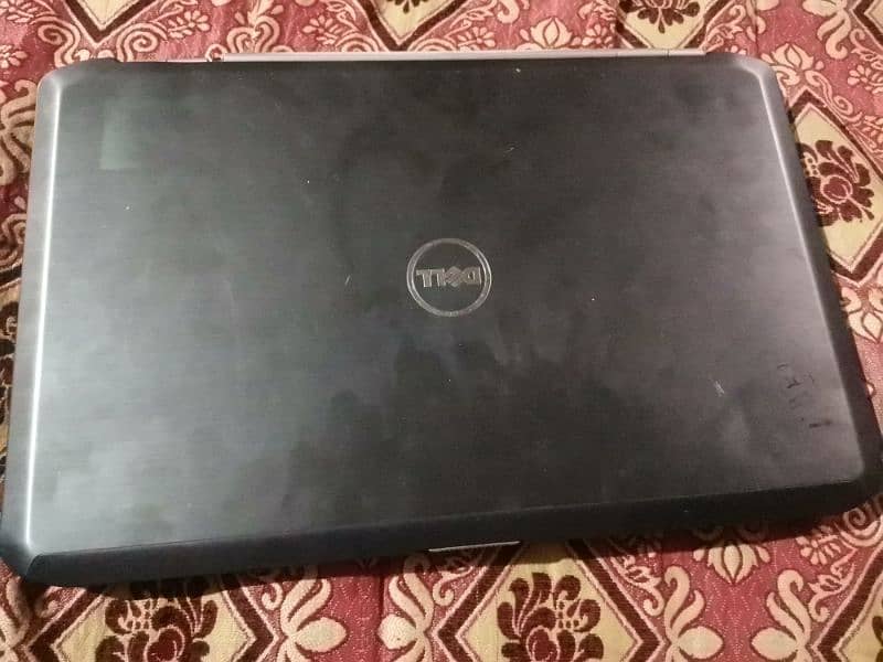 dell laptop 10/7 with original charger. 0