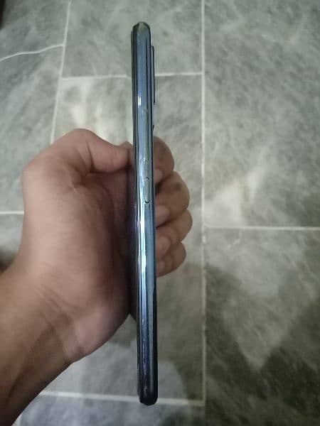 Vivo v21e 3