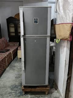 Dawlance Refrigerator/Fridge