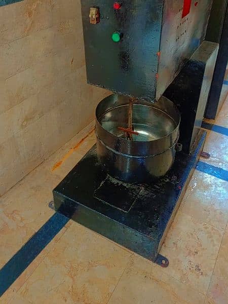 Dough Mixer Machine | Pizza Dough mixer | Spiral Mixture /Mava Machine 2