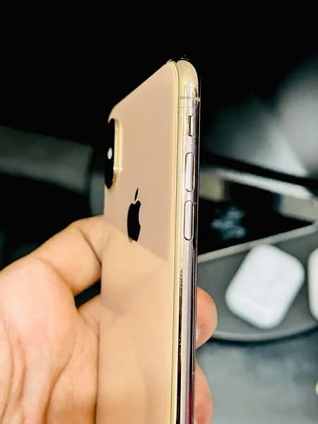 iPhone XS 64gb dual sim pta approved 3