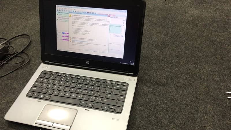 Hp Probook 128ssd 8gb Ram 300gb hard 0