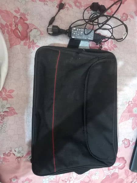 LAPTOP LENOVO G50-30 WITH BAG CHARGER 9