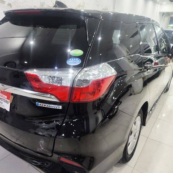 Honda Fit hybird 2016 modell prl black 3