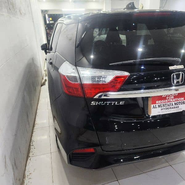 Honda Fit hybird 2016 modell prl black 4