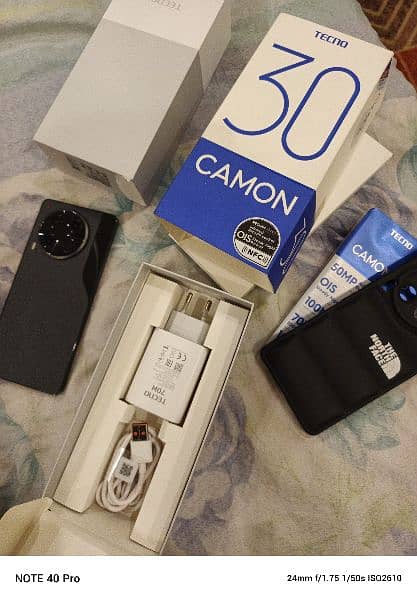 Tecno canon 30  12+12/256 GB 6