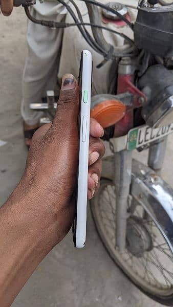 Google pixel 4a5g for parts 1