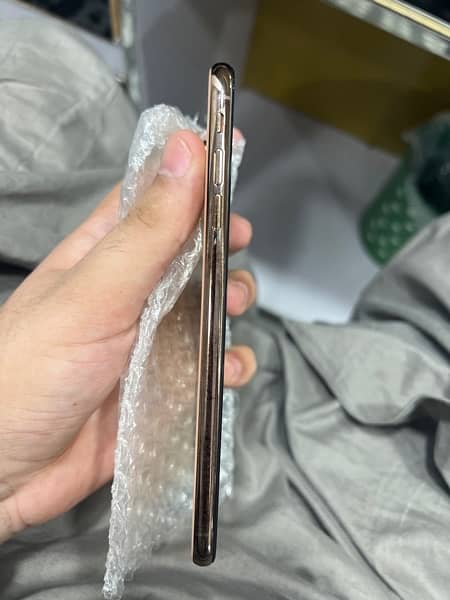 IPHONE XSMAX 64GB 1