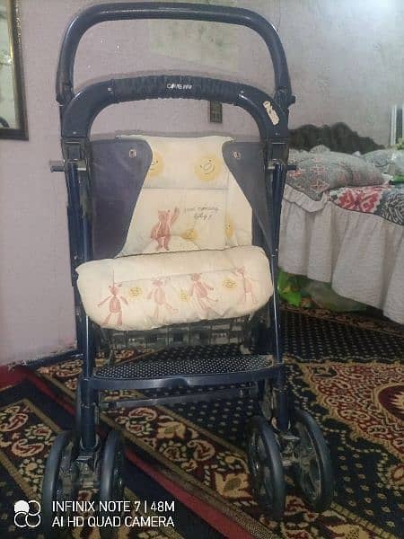 Imported pram in excellent condition 4