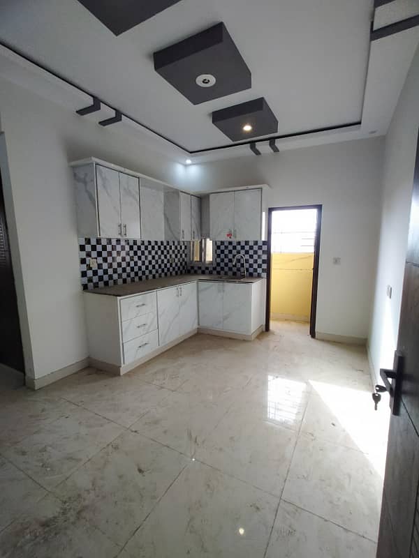 2 Bed Lounch Flat For Sale Fourth Floor - Lift Available 1