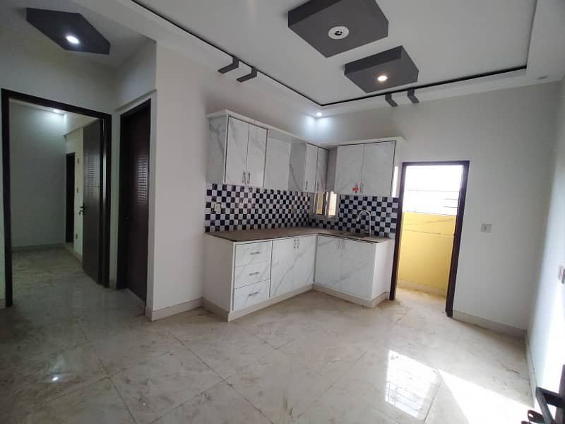 2 Bed Lounch Flat For Sale Fourth Floor - Lift Available 3