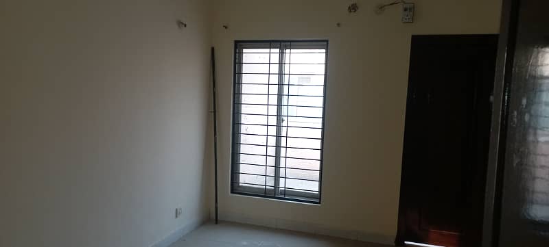 40 Feet Road Beautiful House For Rent In Eden Abad Lahore Main Road Near Ring Road Dha 11 Rahbar Khayaban E Amin 16