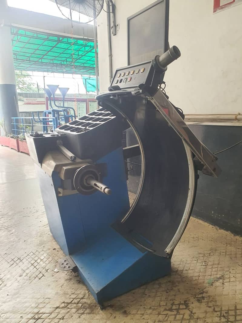 Wheel Balancer Hofmann For Sale 0