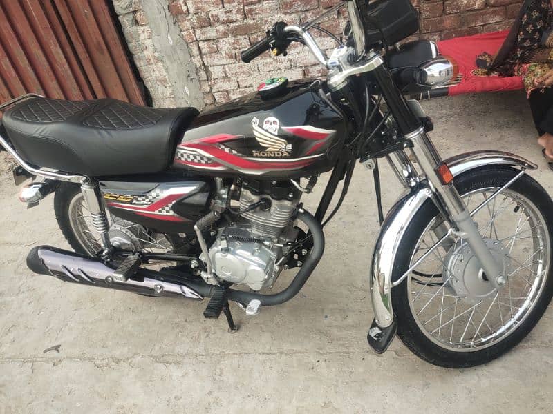 Honda CG 125 2024 lash candishan hi 1143. KM used only 5