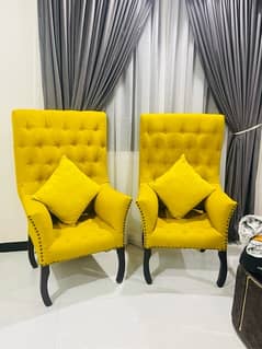 2 seater chair for sale in very good condition 0