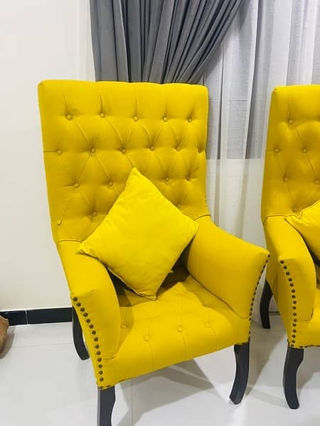 2 seater chair for sale in very good condition 2