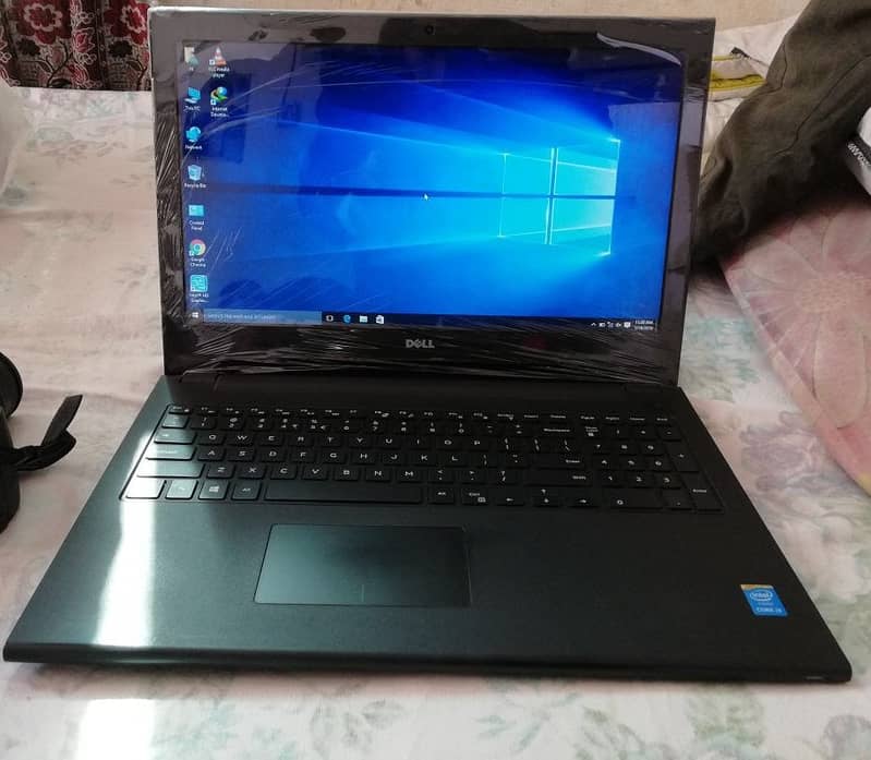 Dell Inspiron 3543 Core i3 5th Generation 8