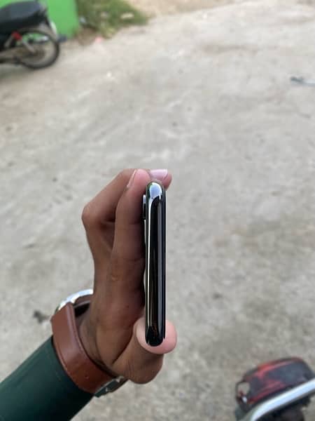 iPhone X pta approved 256gb with charger 6