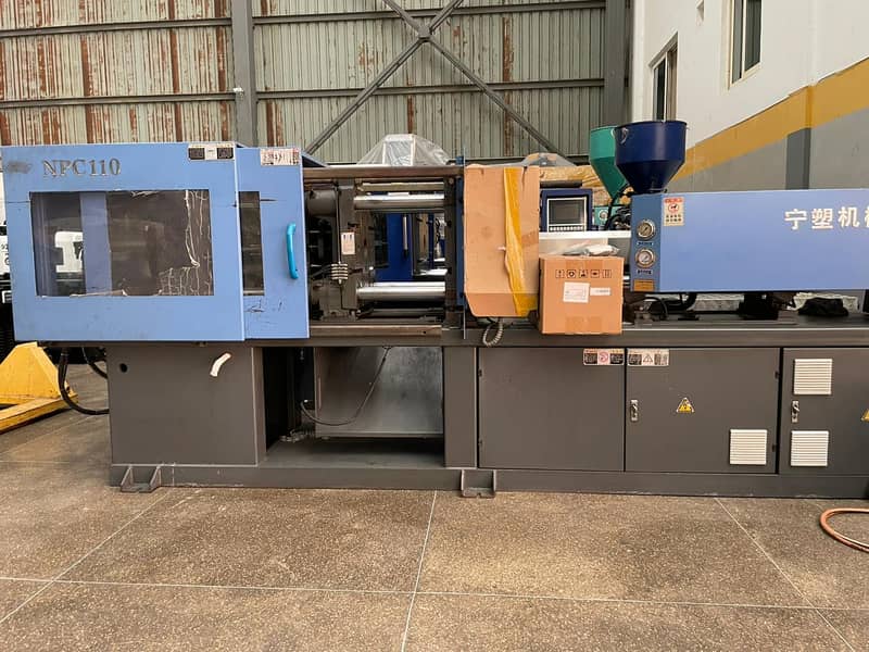 Used servo injection molding machines in Pakistan 1