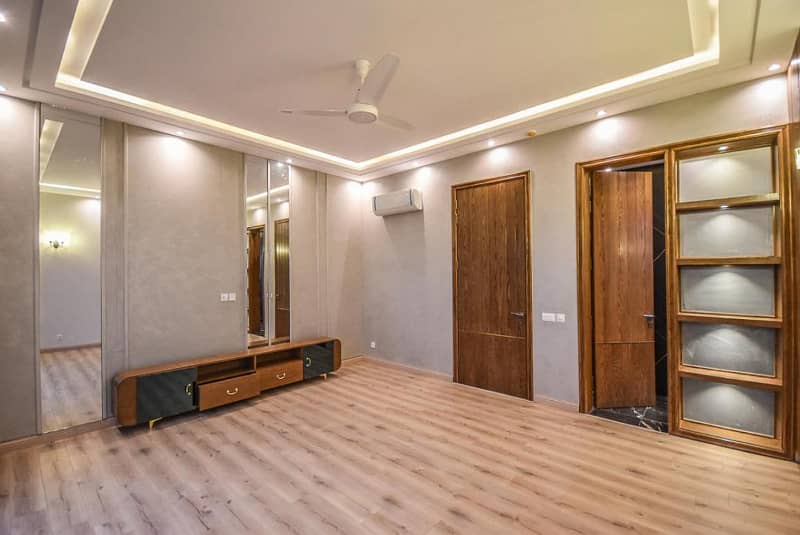 One Kanal Ultra Modern Bungalow Situated At Most Prime Location Near Park And Market 26