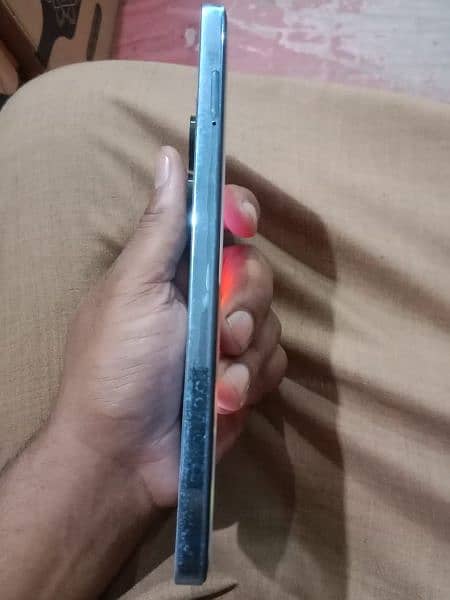 Tecno comon 20 pro 3