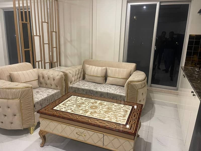 (On Installment) 1 Bedroom Apartment for Sale in Kuwait Mall, Bahria Town Lahore 4