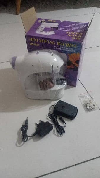 portable sewing machine 2