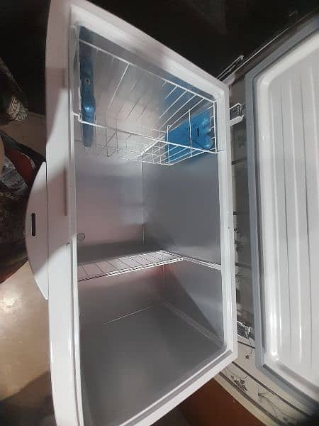 white deep freezer 5