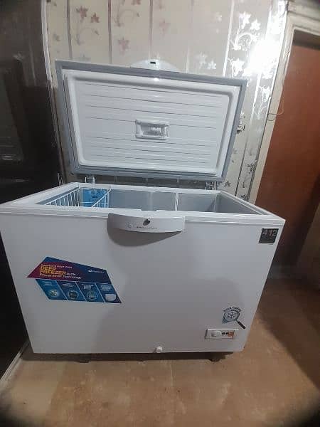 white deep freezer 6