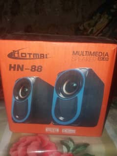 keyboard and mouse and speaker multimedia 0