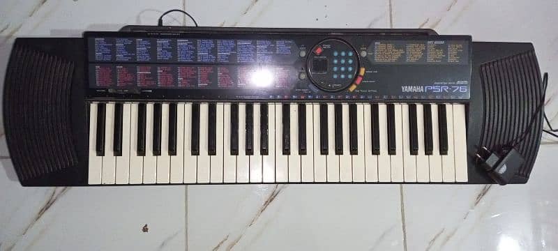 Yamaha piano PSR 76 0