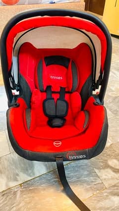 branded baby cot + car seat