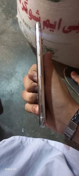 iphone X 64 Gb (PTA Approved) 3