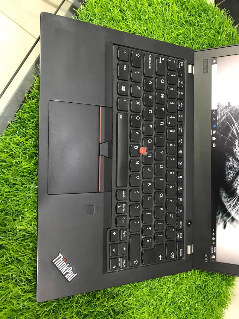 Lenovo X280  i7 8th Gen 16GB RAM , 256GB SSD ! 2