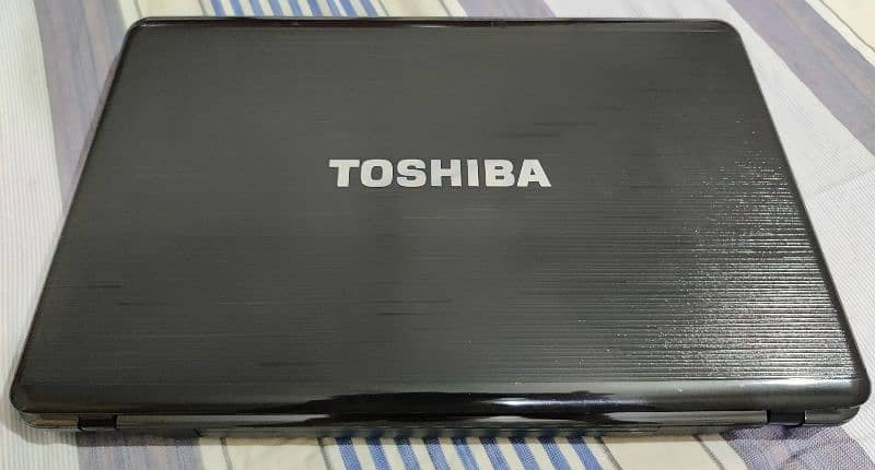 Toshiba Laptop i7/ 2nd gen /8Gb RAM/128GB SSD 4