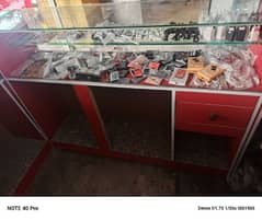 3 counter of mobile shops