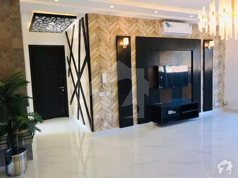 1 Kanal Most Elegant Slightly Used Modern Design Bungalow For Sale At Prime Location In DHA Phase 5 3