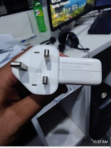 61W USB-C PowerAdapter Original 100% 1