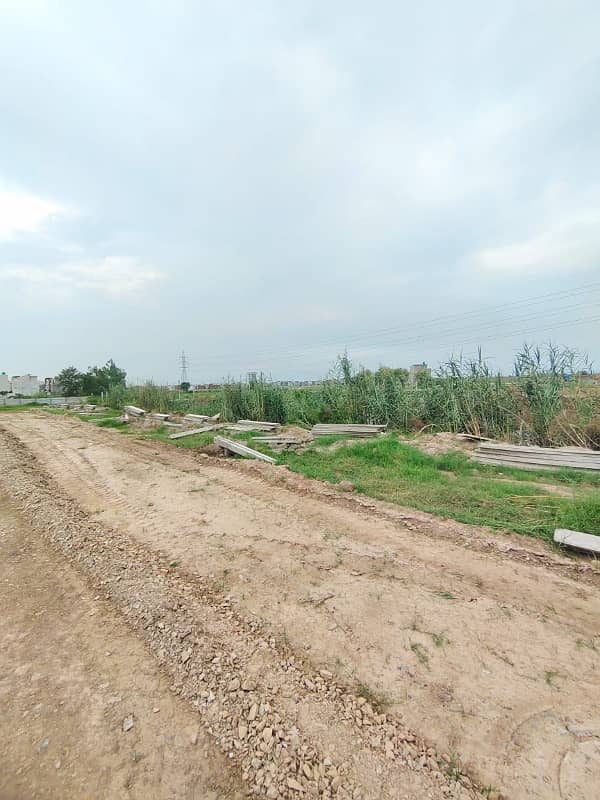 TULIP EXT INVESTAR RATE 5 MARLA HOT LOCATION RESIDENCIAL PLOT 1