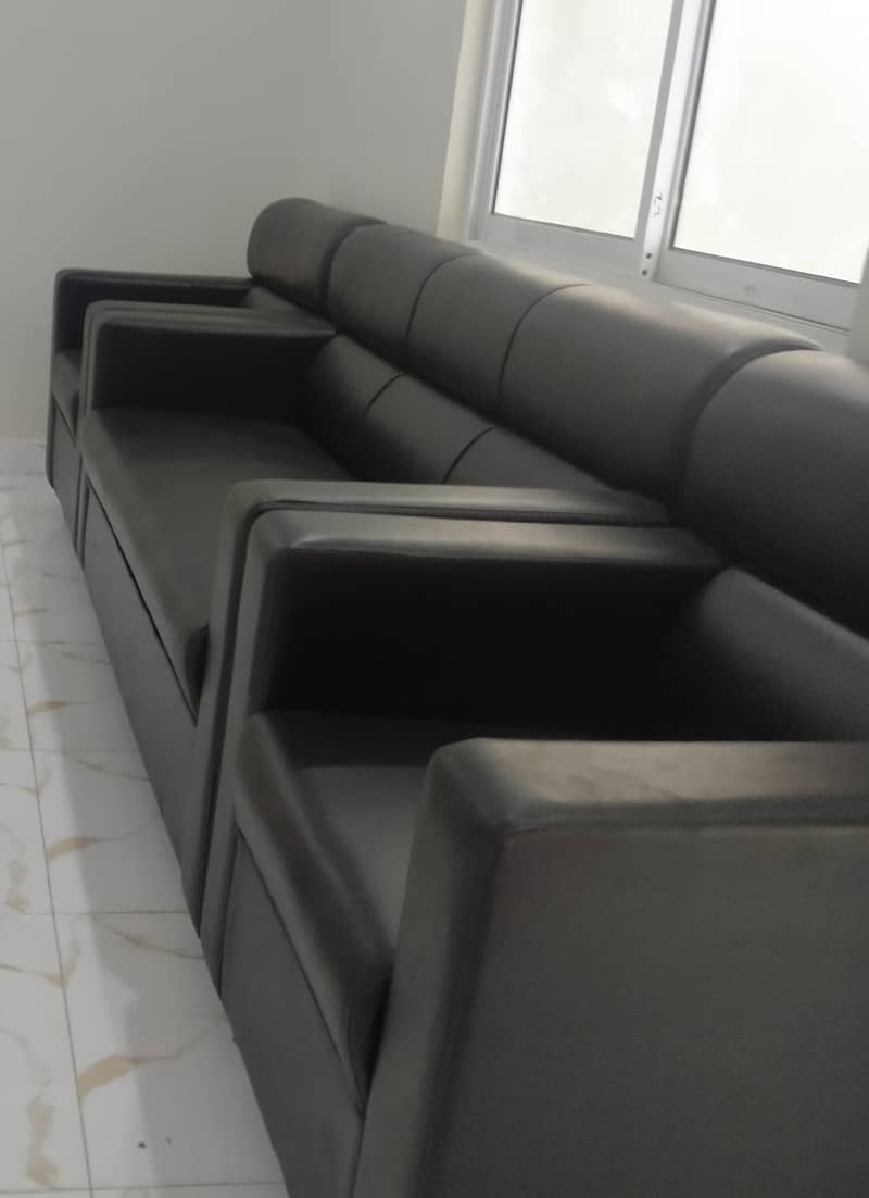 5 Seater Sofa Set (Condition 10/10) 2