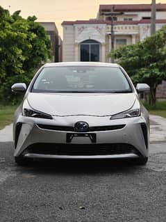 Toyota Prius 2021