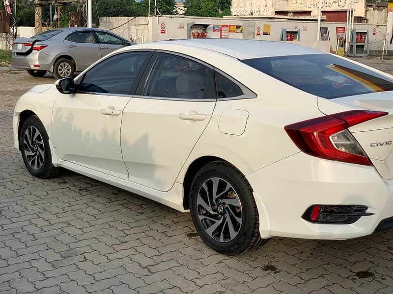 Honda Civic Oriel 2018 2