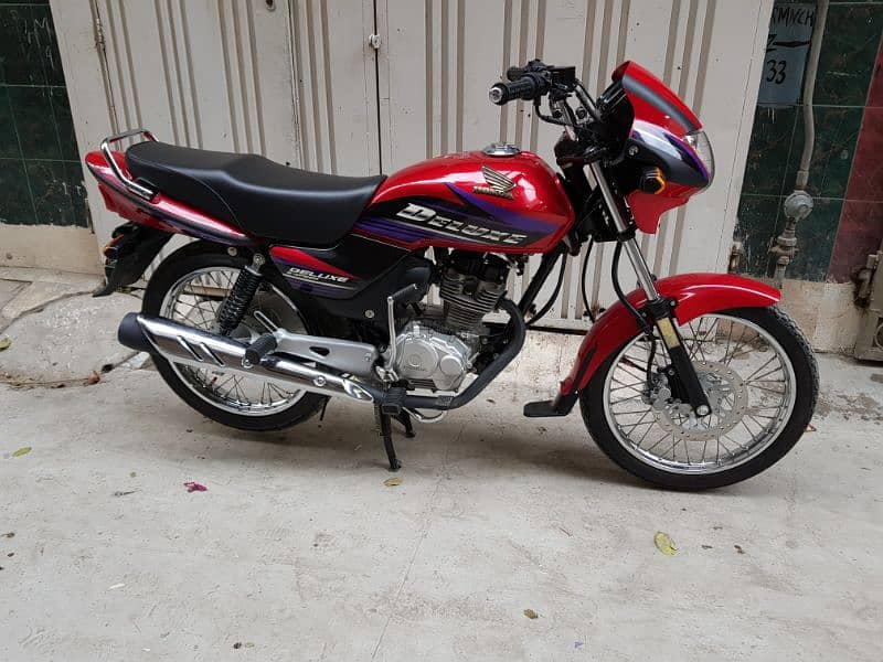 Honda Deluxe 2018 model 2019 Registered 3 Digit Lahore Nmbr 10/10 new. 2