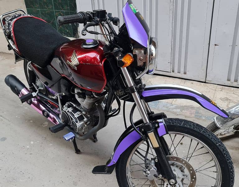 Honda Deluxe 2018 model 2019 Registered 3 Digit Lahore Nmbr 10/10 new. 9